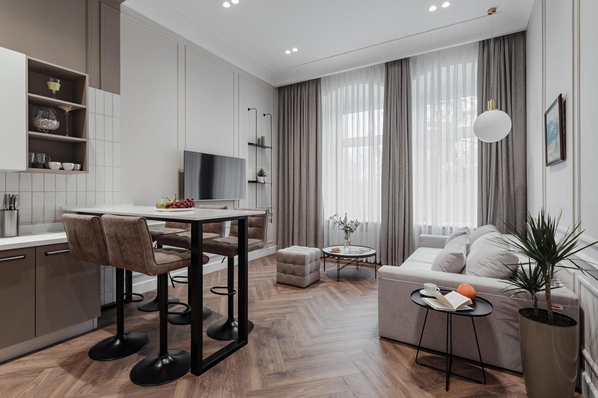 New! Luxury Apartment In The Center Of Odessa Overlooking Deribasovskaya Str. Low Price! Exteriér fotografie